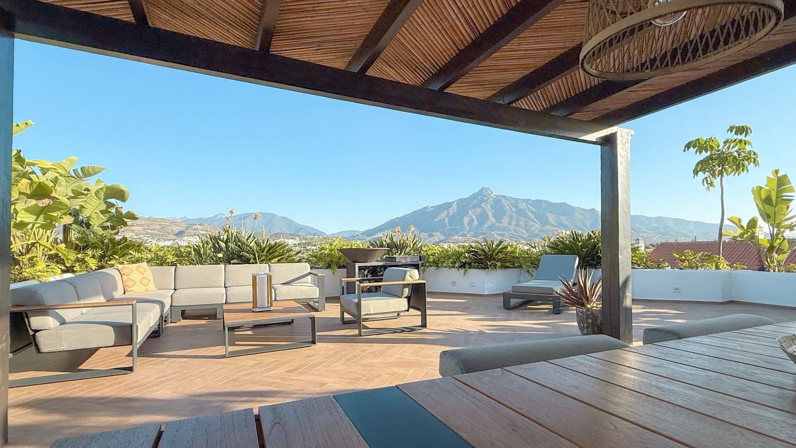 3 slaapkamer Penthouse te koop in Marbella met zwembad garage - € 1.250.000 (Ref: 9807885)