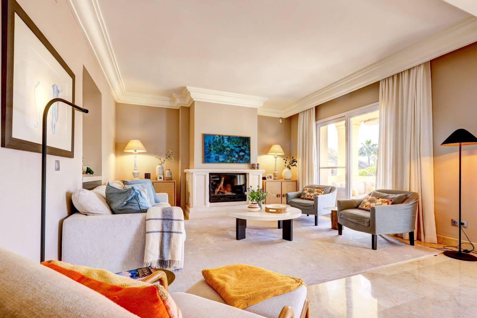 3 quarto Penthouse para venda em Marbella com piscina garagem - 1 900 000 € (Ref: 9811426)
