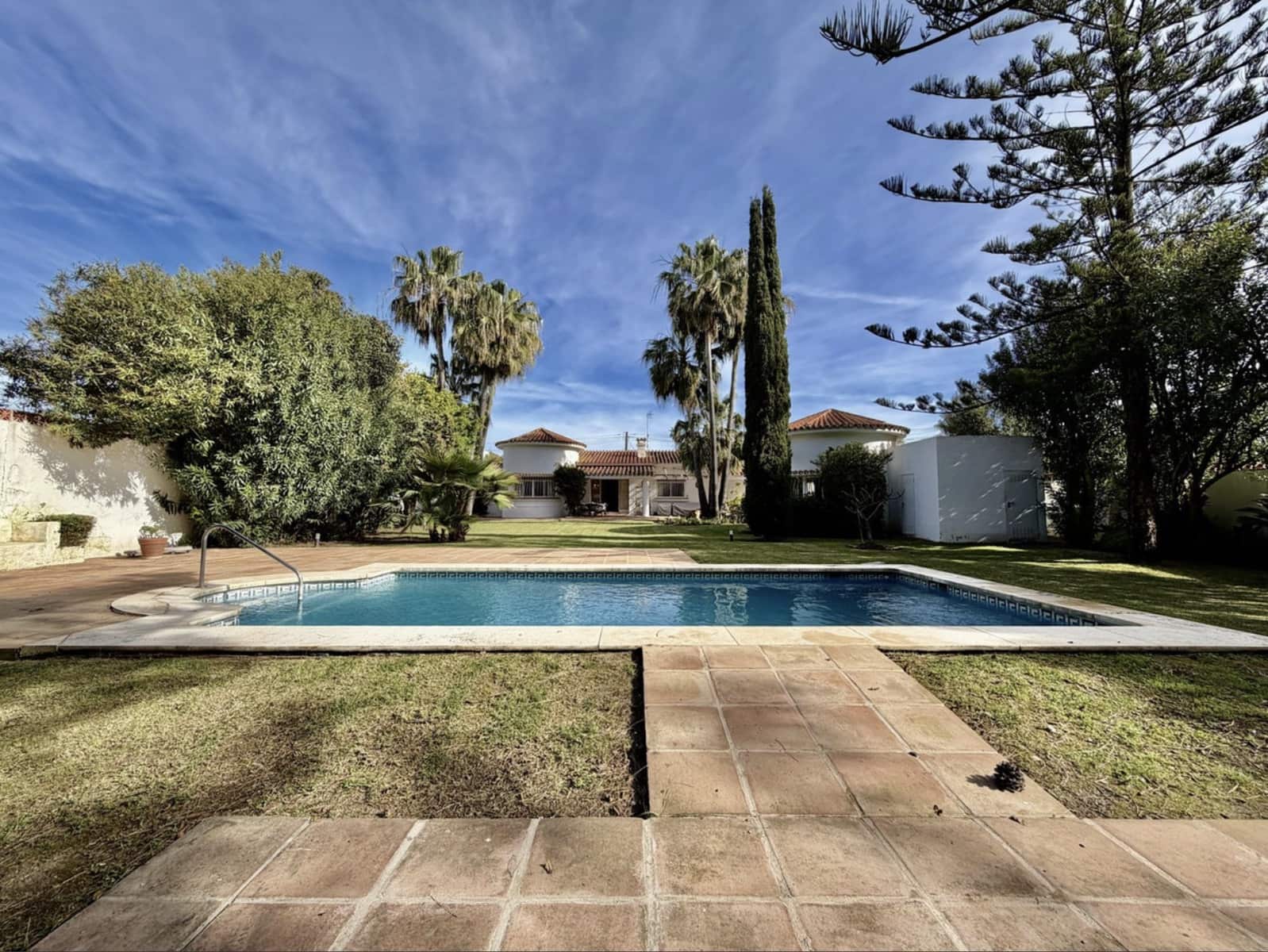 5 quarto Moradia para venda em San Pedro de Alcantara com piscina garagem - 2 495 000 € (Ref: 9811427)