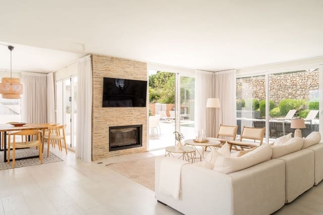 5 slaapkamer Villa te koop in Los Naranjos, Marbella met zwembad - € 2.595.000 (Ref: 9813266)