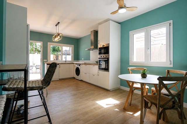 4 soveværelse Villa til salg i Marbella med swimmingpool garage - € 1.290.000 (Ref: 9813772)