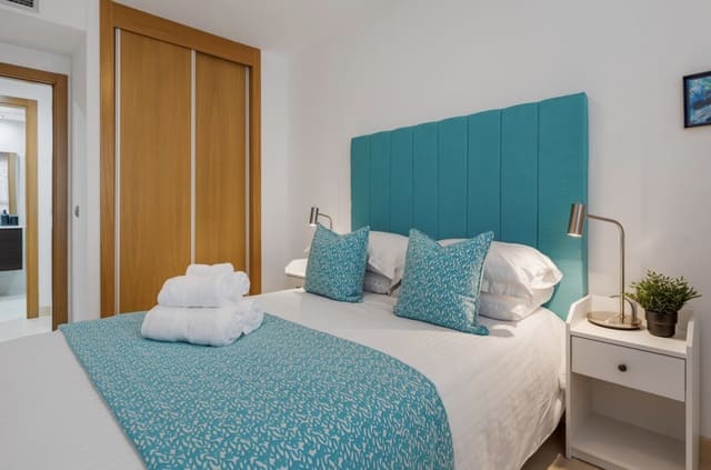 3 slaapkamer Penthouse te koop in San Pedro de Alcantara, Marbella met zwembad garage - € 669.000 (Ref: 9817924)