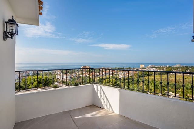 2 slaapkamer Appartement te koop in Riviera del Sol, Mijas met zwembad - € 369.000 (Ref: 9822460)
