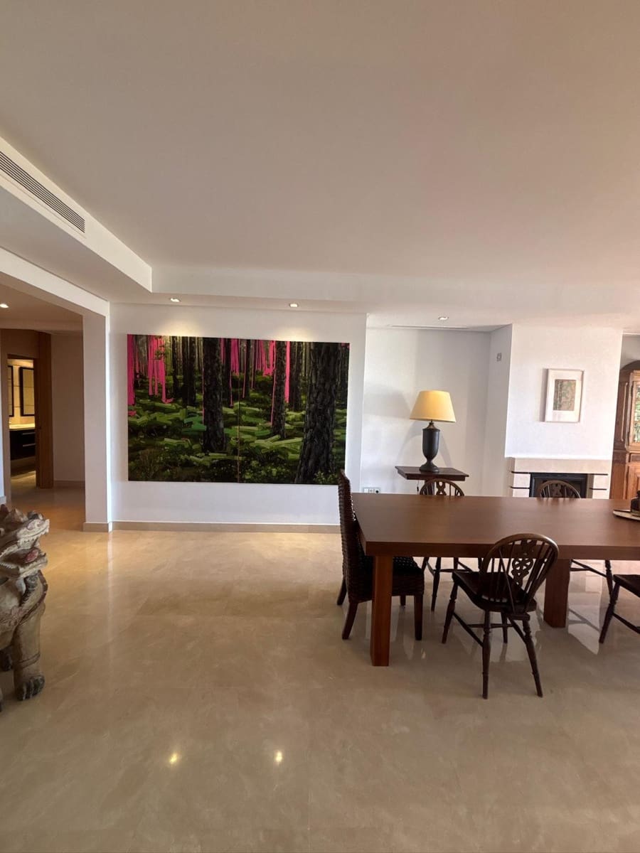 2 bedroom Apartment for sale in La Quinta - € 699,000 (Ref: 9827122)