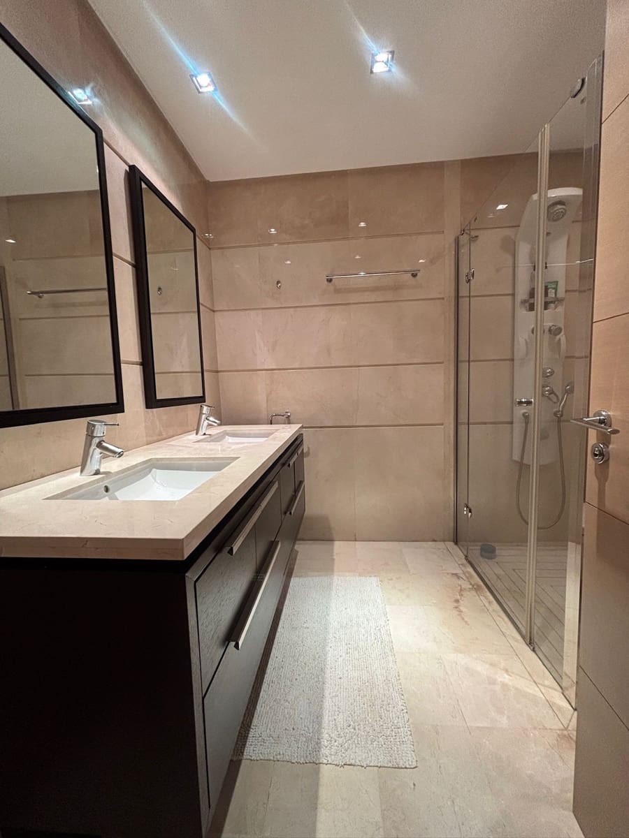 2 bedroom Apartment for sale in La Quinta - € 699,000 (Ref: 9827122)