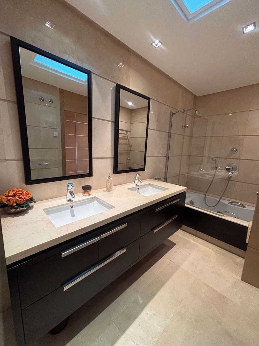 2 bedroom Apartment for sale in La Quinta - € 699,000 (Ref: 9827122)