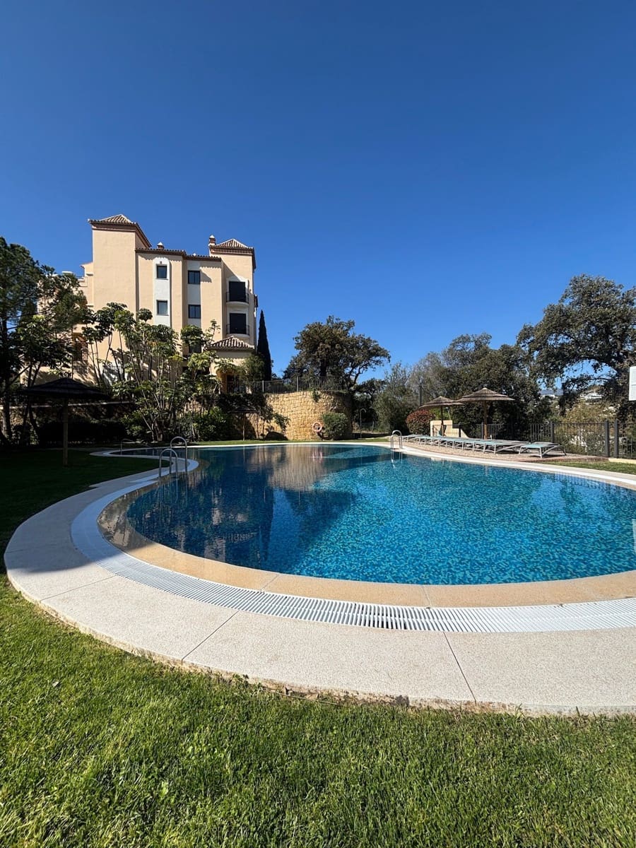 2 bedroom Apartment for sale in La Quinta - € 699,000 (Ref: 9827122)