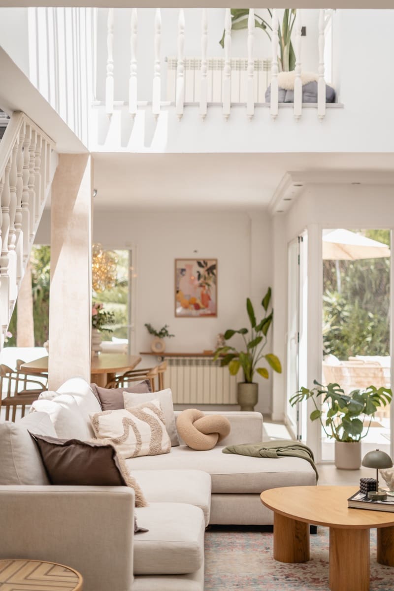 4 chambre Villa/Maison Semi-Mitoyenne à vendre à El Paraiso avec piscine garage - 850 000 € (Ref: 9831098)
