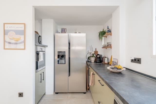 4 slaapkamer Halfvrijstaande villa te koop in El Paraiso, Estepona met zwembad garage - € 850.000 (Ref: 9831098)