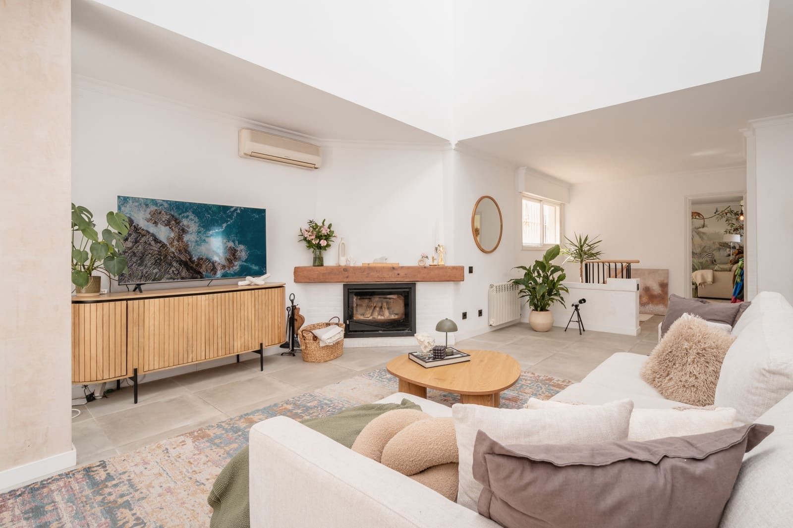 4 chambre Villa/Maison Semi-Mitoyenne à vendre à El Paraiso avec piscine garage - 850 000 € (Ref: 9831098)