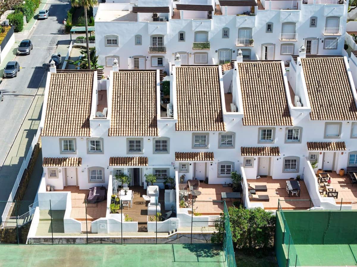 4 camera da letto Casa in vendita in Marbella con piscina garage - 1.195.000 € (Rif: 9831101)