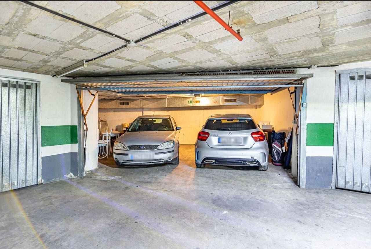 3 slaapkamer Penthouse te koop in Marbella met zwembad garage - € 1.600.000 (Ref: 9833509)