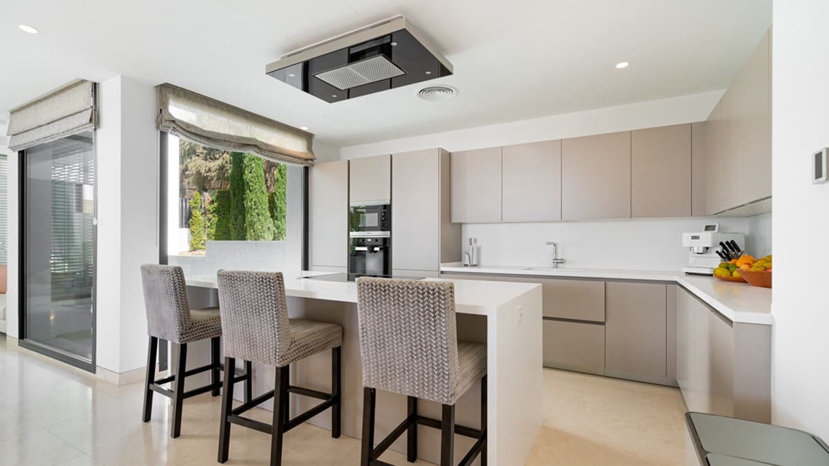 5 slaapkamer Villa te koop in Benahavis met zwembad garage - € 4.595.000 (Ref: 9833510)