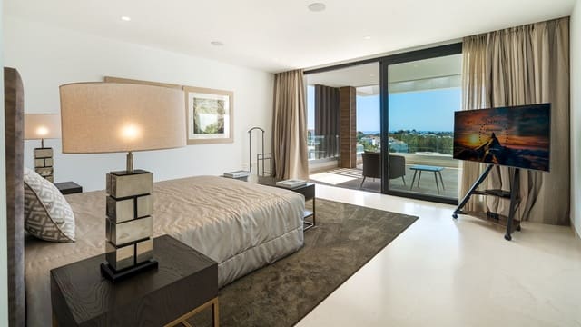 5 bedroom Villa for sale in Benahavís with pool garage - € 4,595,000 (Ref: 9833510)