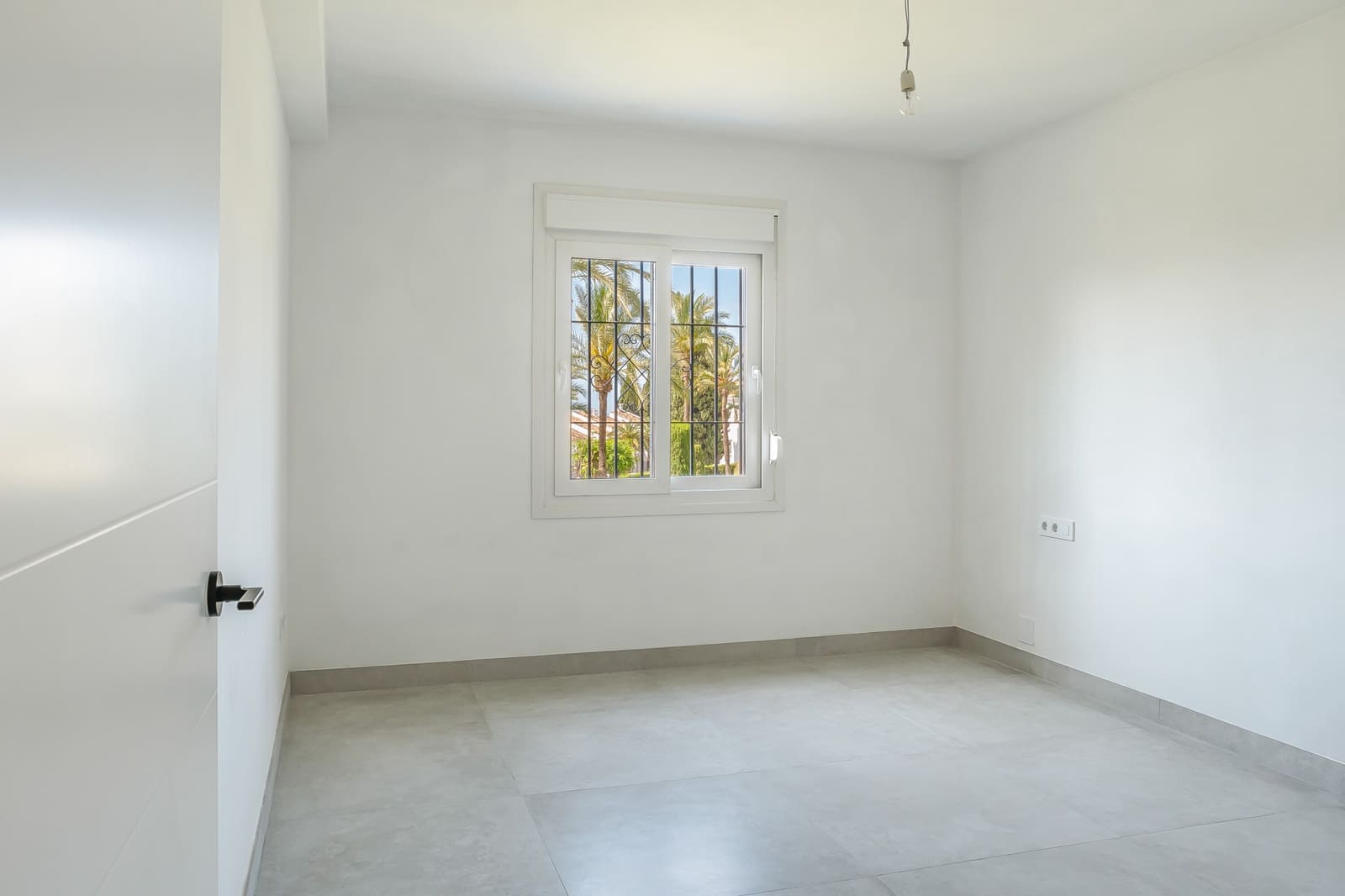 3 soveværelse Lejlighed til salg i Marbella med swimmingpool garage - € 875.000 (Ref: 9833511)