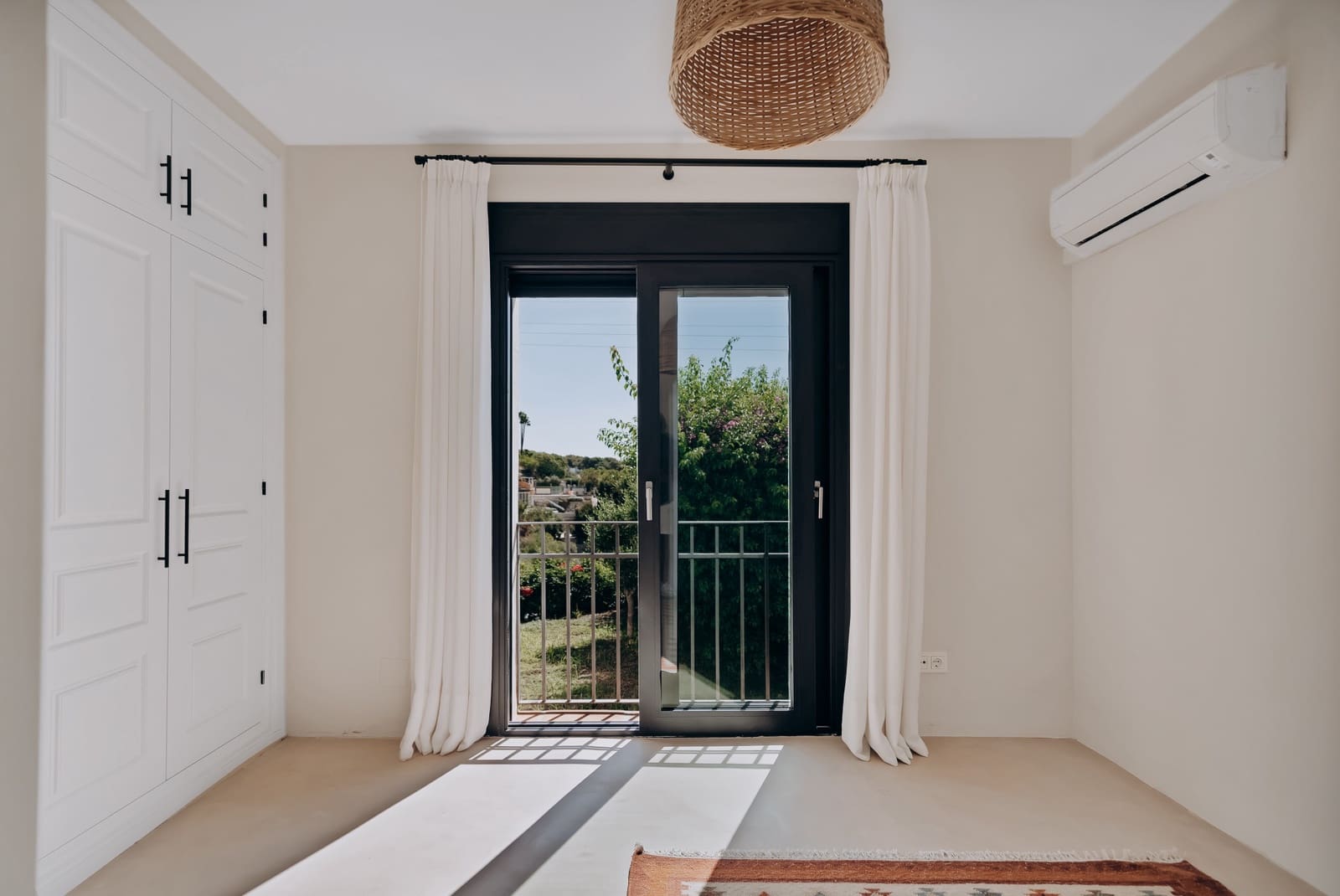 4 quarto Casa em Banda para venda em Marbella com piscina - 1 590 000 € (Ref: 9833512)