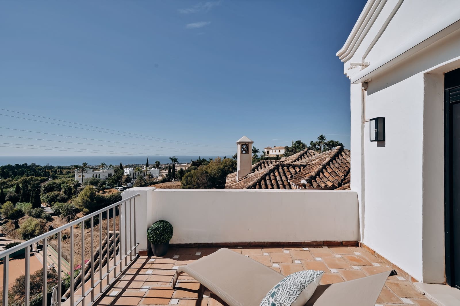 4 quarto Casa em Banda para venda em Marbella com piscina - 1 590 000 € (Ref: 9833512)