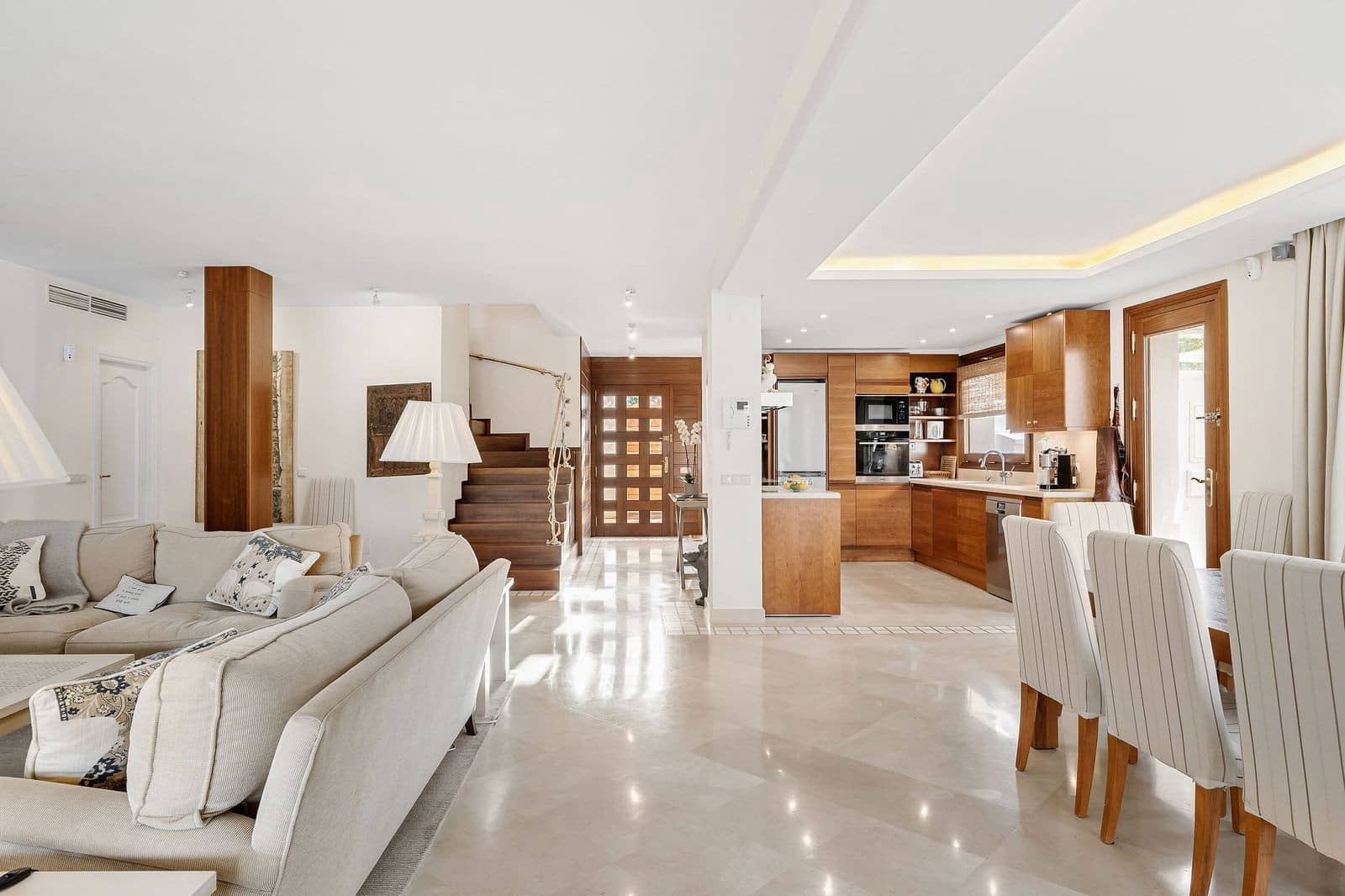 3 chambre Villa/Maison à vendre à Marbella avec piscine garage - 2 995 000 € (Ref: 9836225)