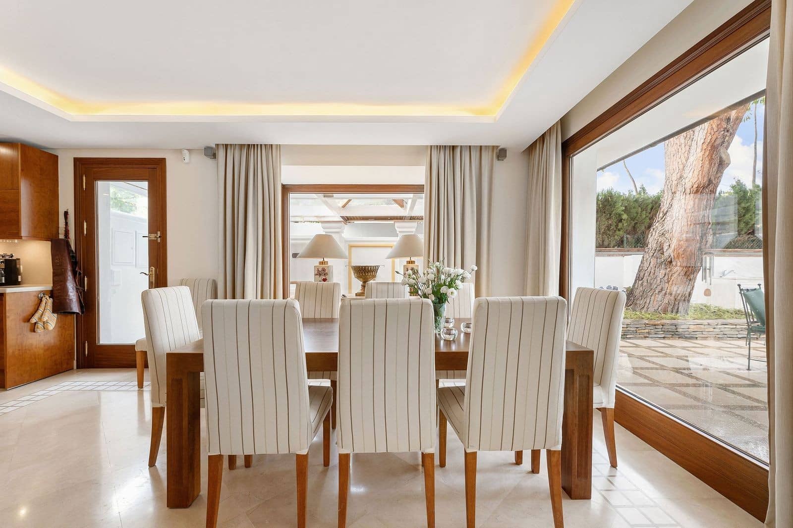 3 chambre Villa/Maison à vendre à Marbella avec piscine garage - 2 995 000 € (Ref: 9836225)