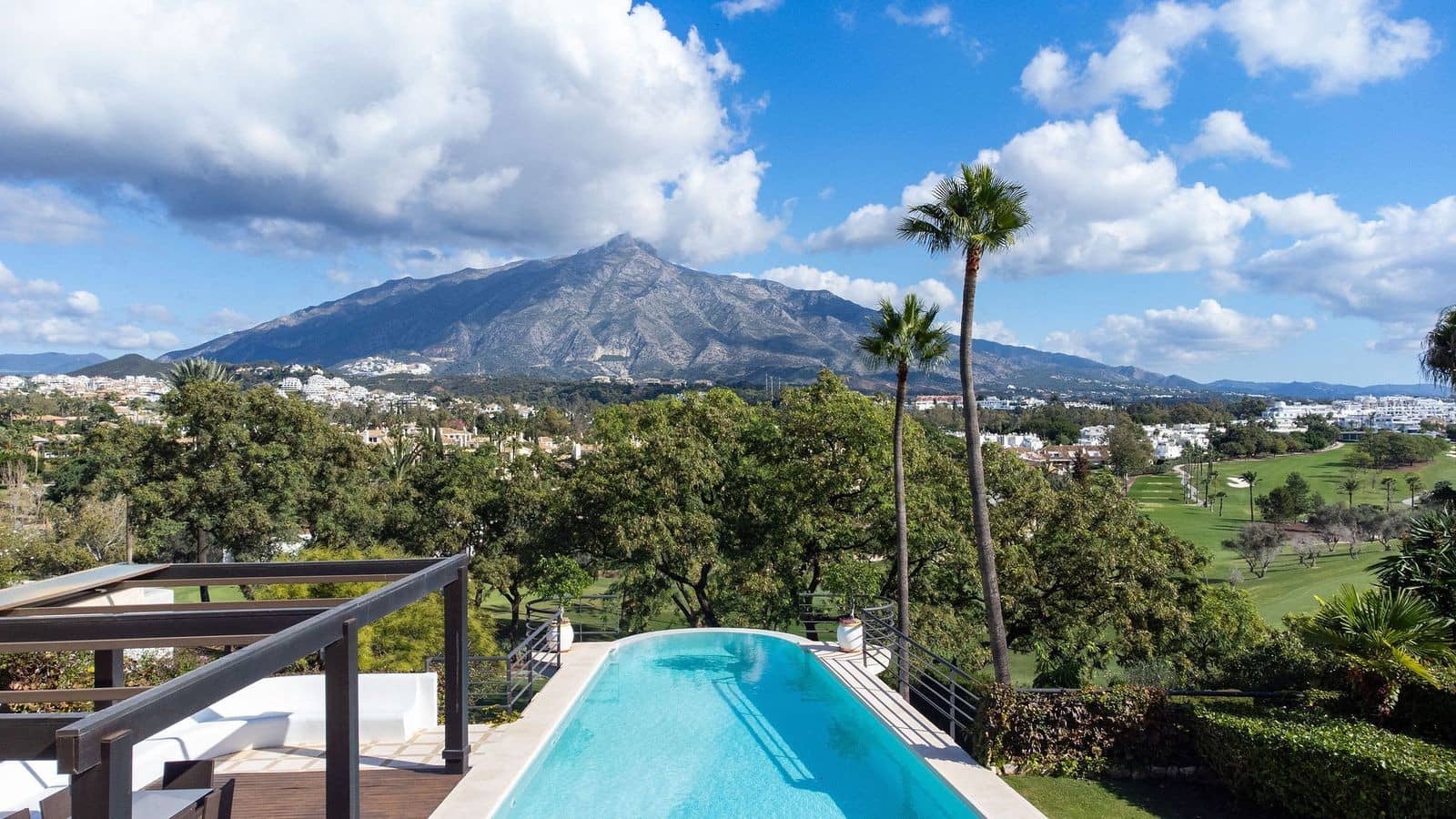 3 chambre Villa/Maison à vendre à Marbella avec piscine garage - 2 995 000 € (Ref: 9836225)
