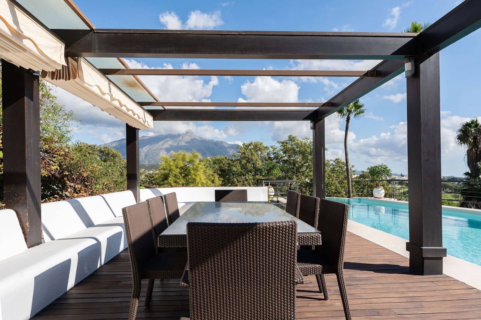 3 chambre Villa/Maison à vendre à Marbella avec piscine garage - 2 995 000 € (Ref: 9836225)