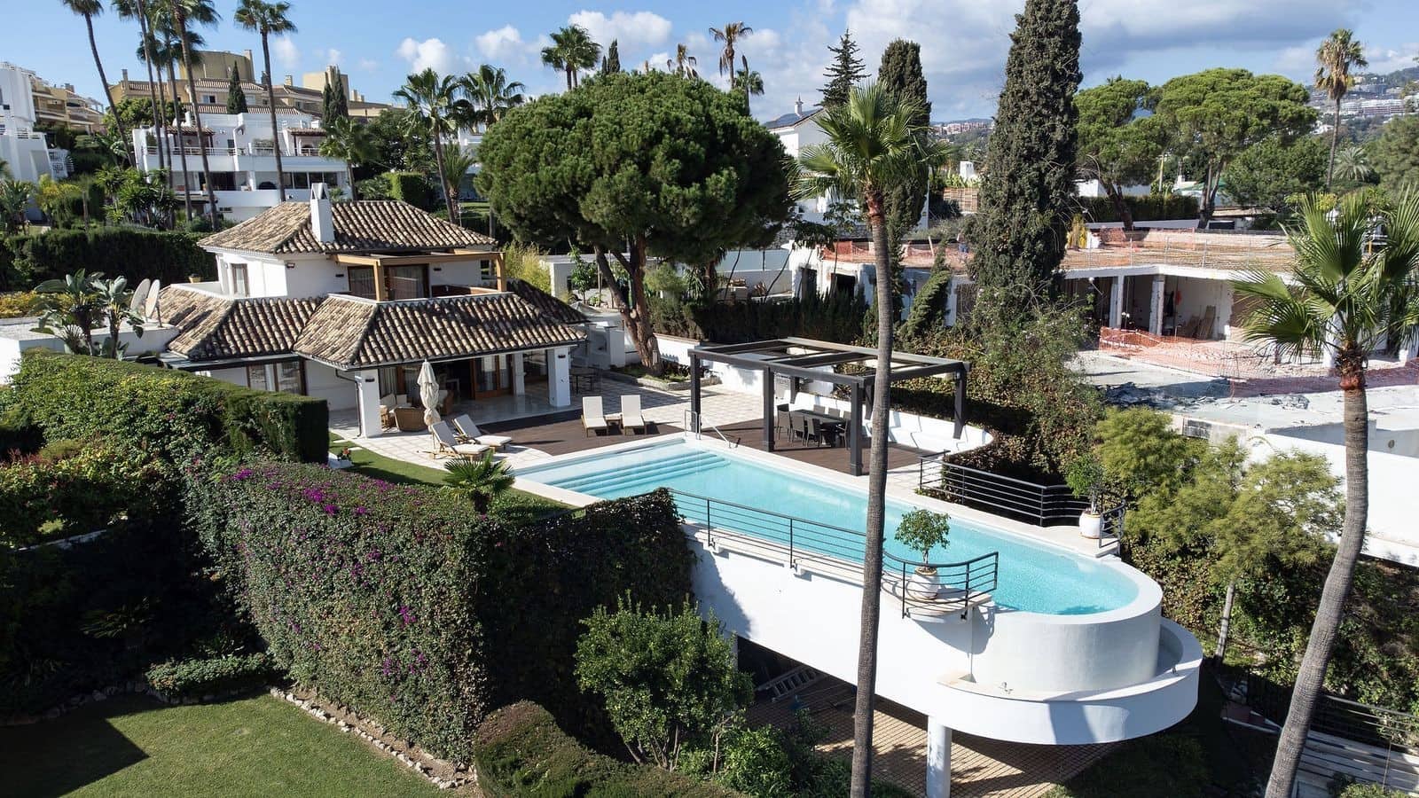 3 chambre Villa/Maison à vendre à Marbella avec piscine garage - 2 995 000 € (Ref: 9836225)
