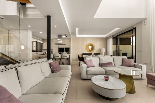 5 slaapkamer Halfvrijstaande villa te koop in Marbella met zwembad garage - € 1.950.000 (Ref: 9836227)