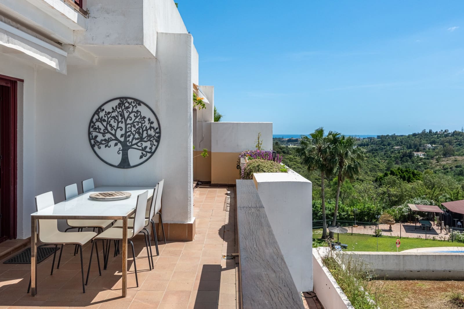 2 sovrum Lägenhet till salu i Benahavis med pool garage - 349 000 € (Ref: 9839078)