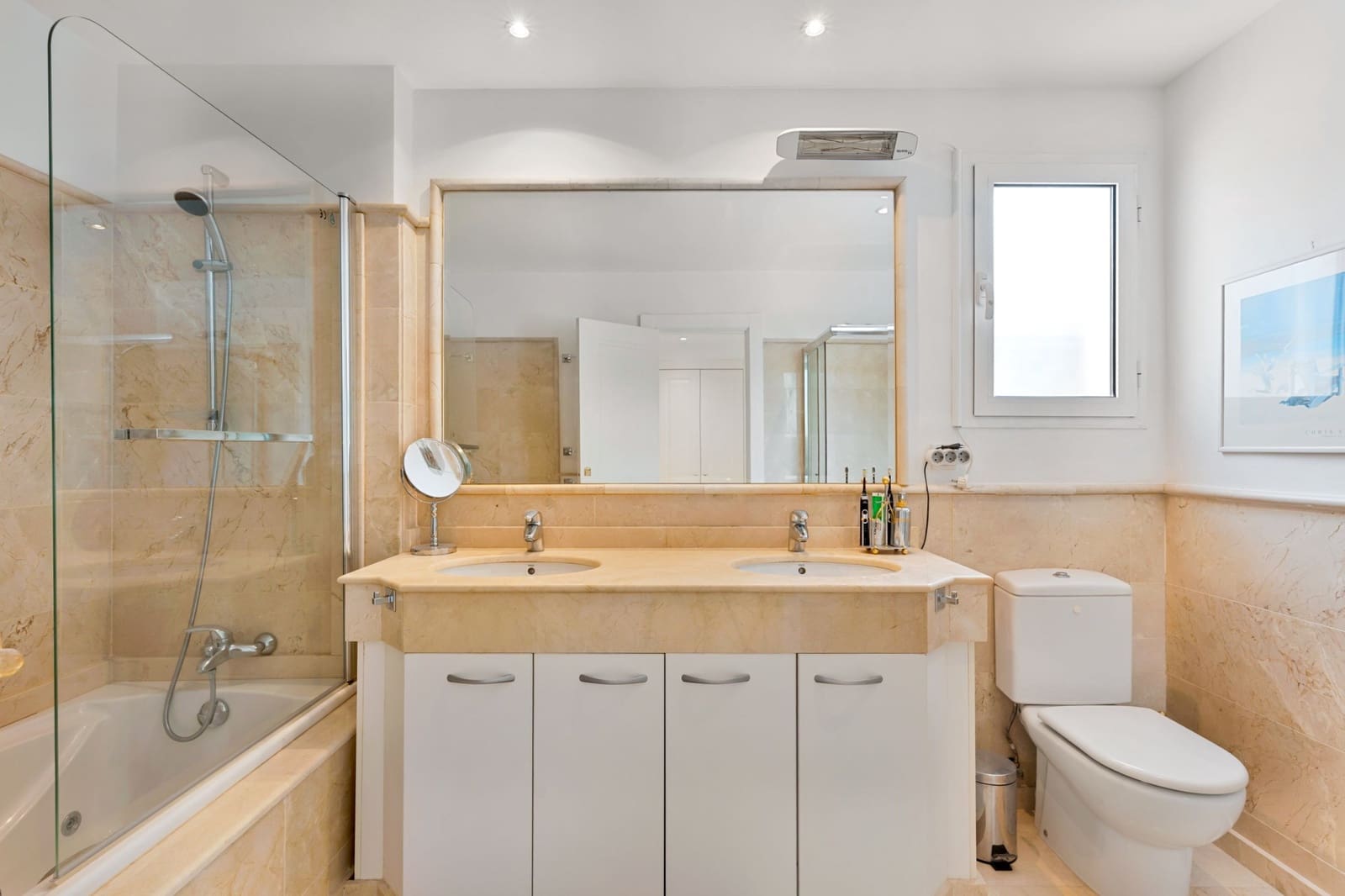 3 bedroom Penthouse for sale in San Pedro de Alcantara with pool garage - € 1,550,000 (Ref: 9840309)