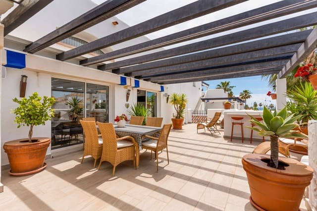 Ático de 3 habitaciones en Nueva Alcántara, Marbella en venta con piscina garaje - 1.550.000 € (Ref: 9840309)