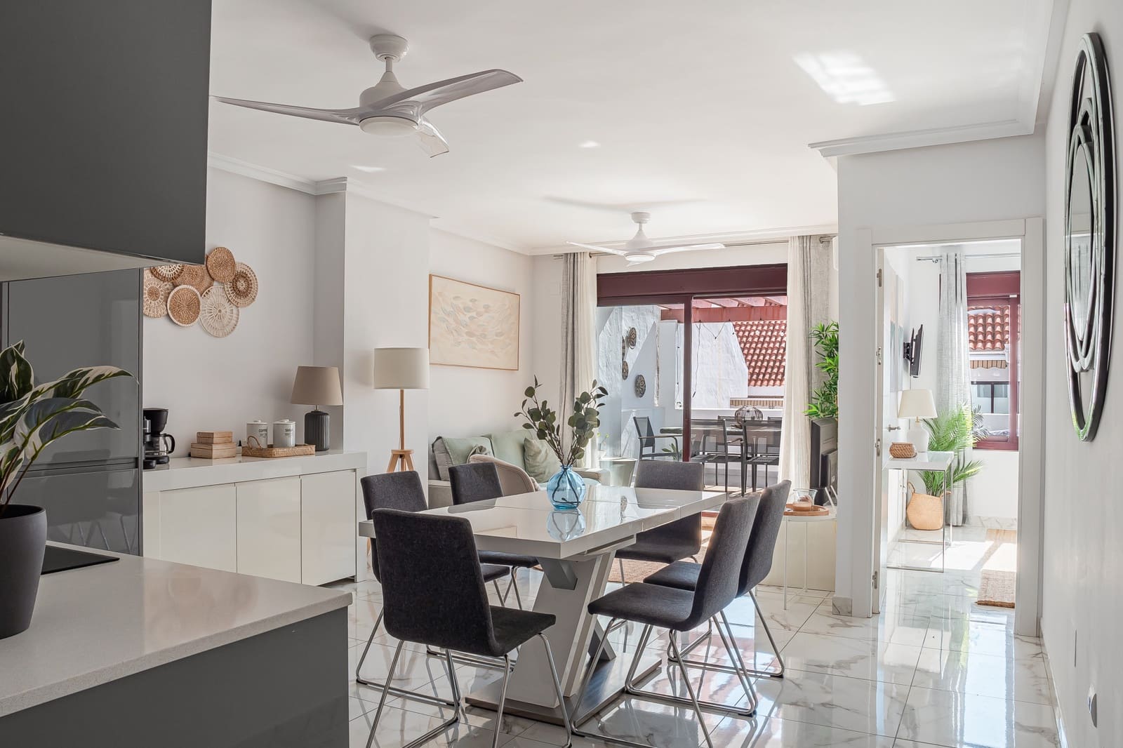 Apartamento de 3 habitaciones en Marbella en venta con piscina garaje - 549.000 € (Ref: 9842784)