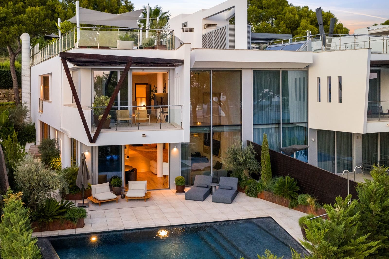 3 soveværelse Semi-Rækkehus til salg i Marbella med swimmingpool - € 3.850.000 (Ref: 9842788)