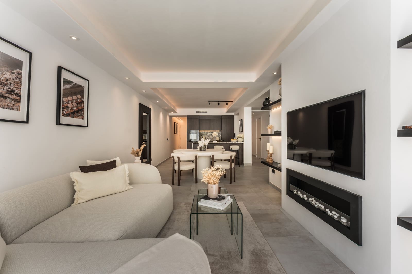 3 sypialnia Apartament na sprzedaż w Benahavis z basenem garażem - 695 000 € (Ref: 9845281)