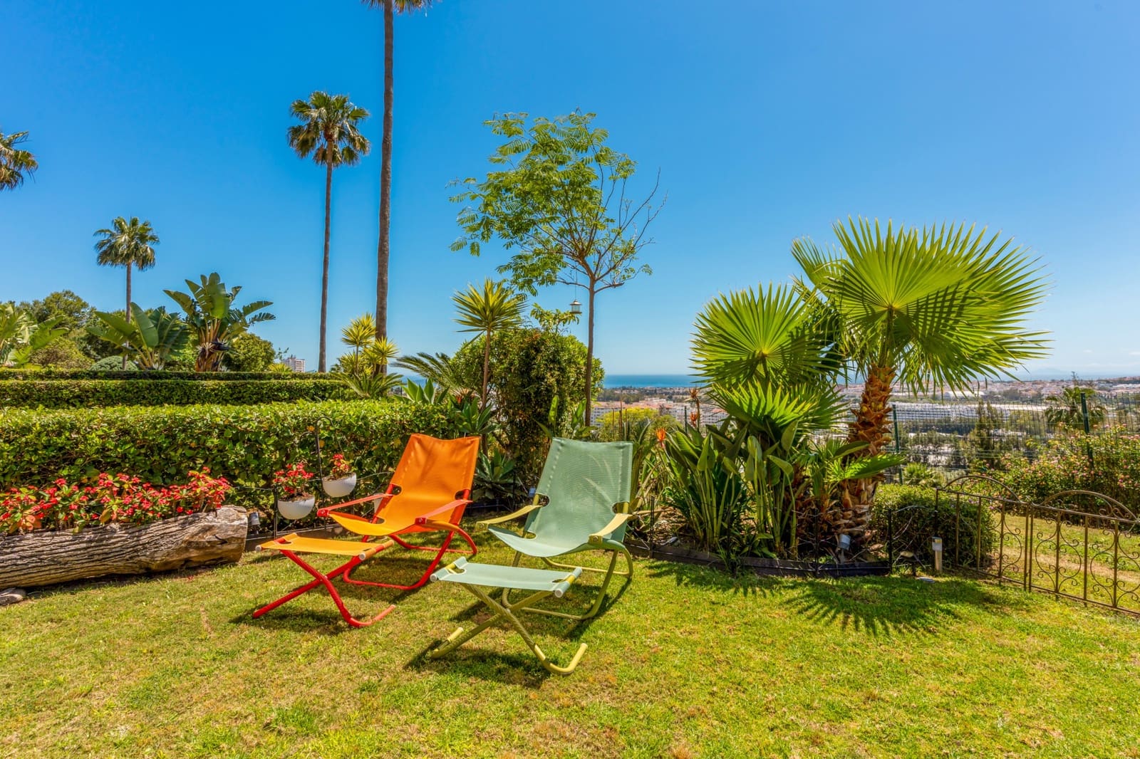 Apartamento de 2 habitaciones en Marbella en venta con piscina garaje - 950.000 € (Ref: 9845283)