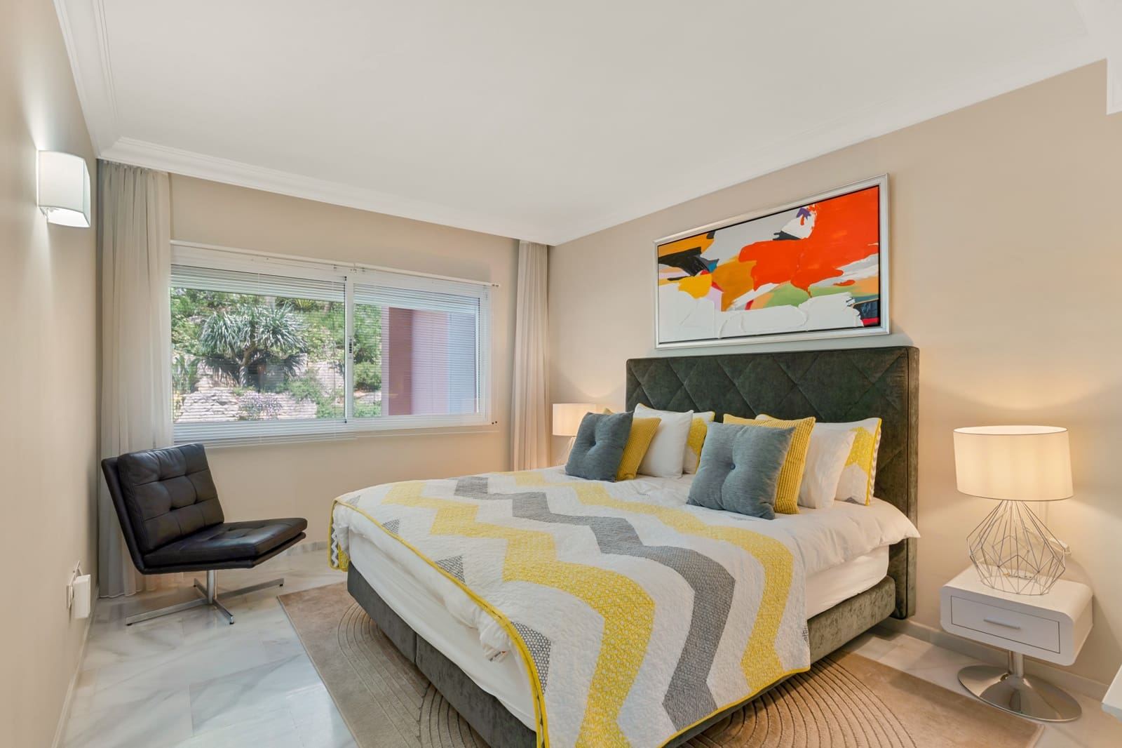 2 soveværelse Lejlighed til salg i Marbella med swimmingpool garage - € 950.000 (Ref: 9845283)