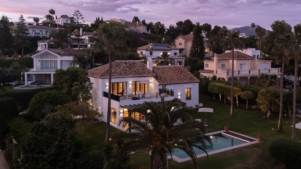 4 chambre Villa/Maison à vendre à Benahavis avec piscine - 3 495 000 € (Ref: 9849218)