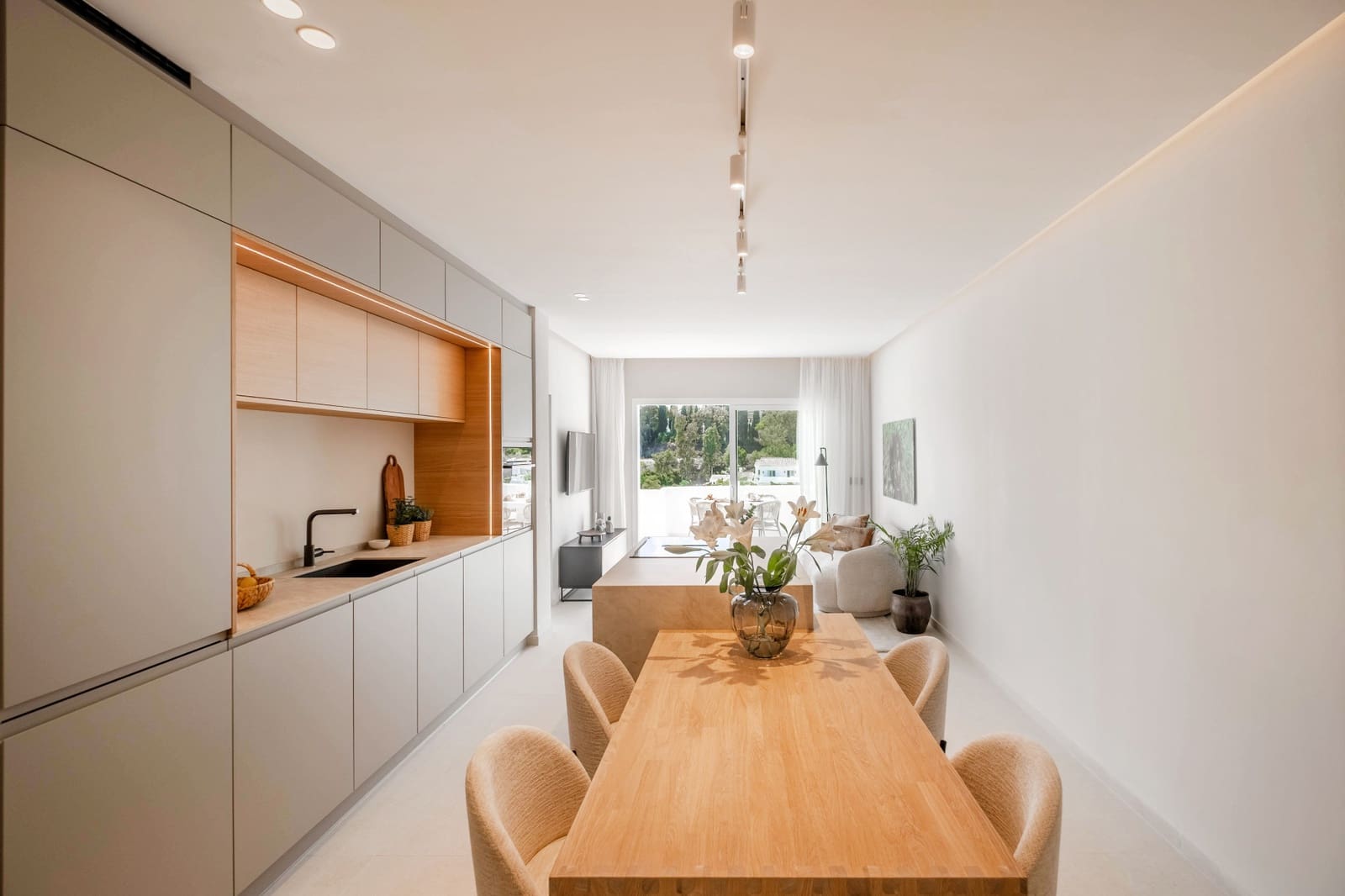 3 slaapkamer Appartement te koop in La Quinta met zwembad garage - € 649.000 (Ref: 9855214)
