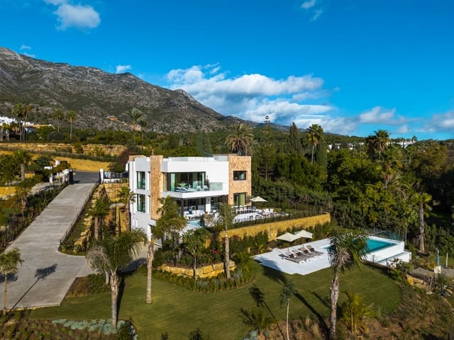 5 bedroom Villa for sale in Marbella with pool garage - € 13,500,000 (Ref: 9859726)