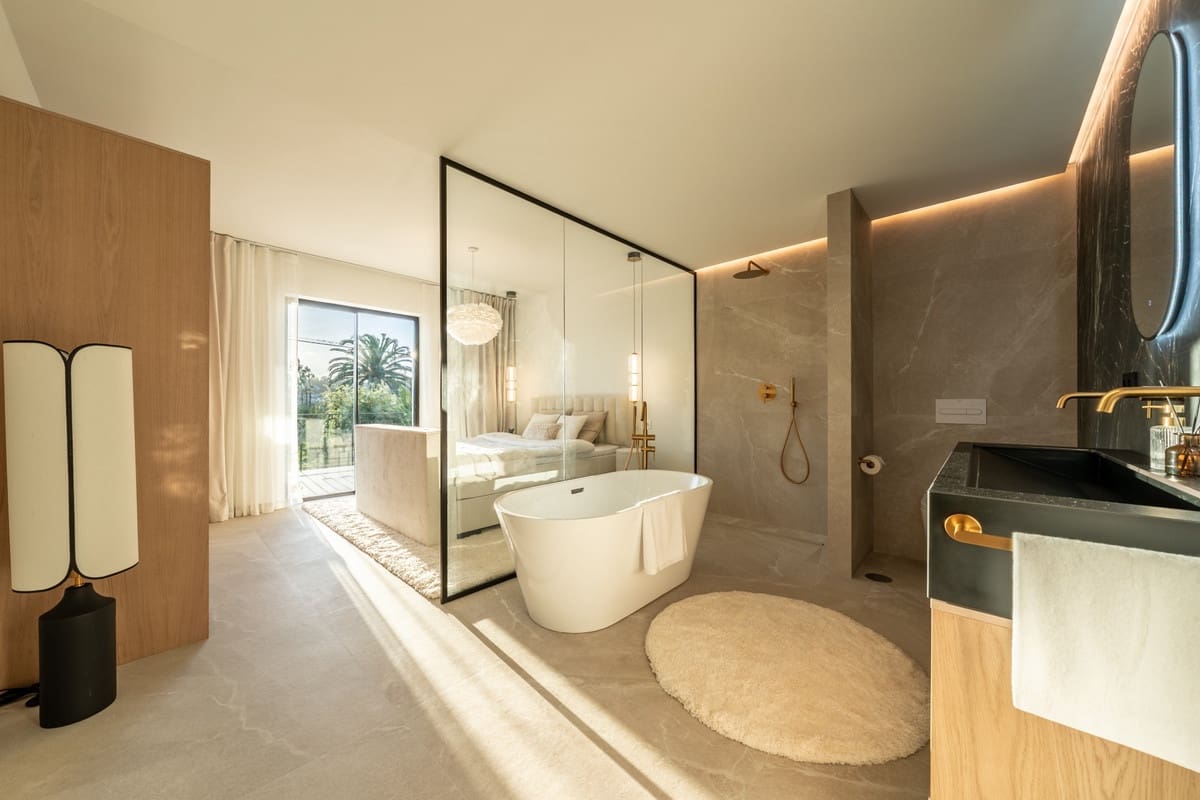 4 sovrum Hus till salu i Marbella med pool garage - 1 395 000 € (Ref: 9861717)