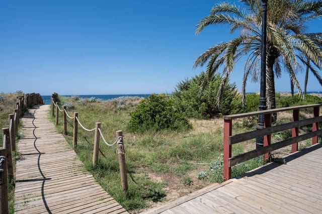 3 quarto Apartamento para venda em Marbella com piscina garagem - 1 890 000 € (Ref: 9865008)