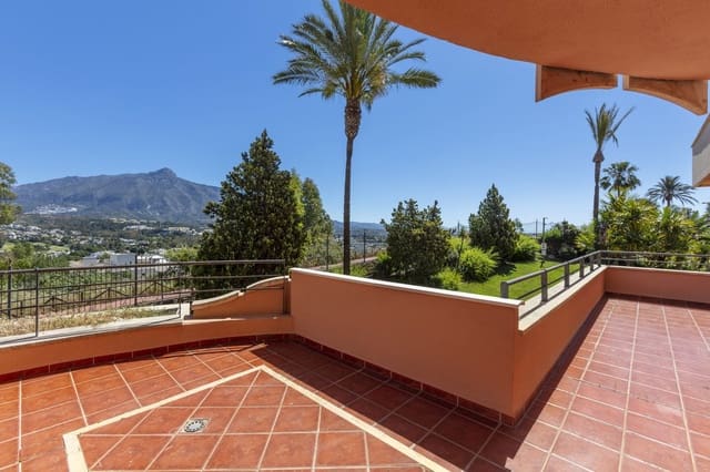 3 soverom Leilighet til salgs i Marbella med svømmebasseng garasje - € 1 690 000 (Ref: 9865010)