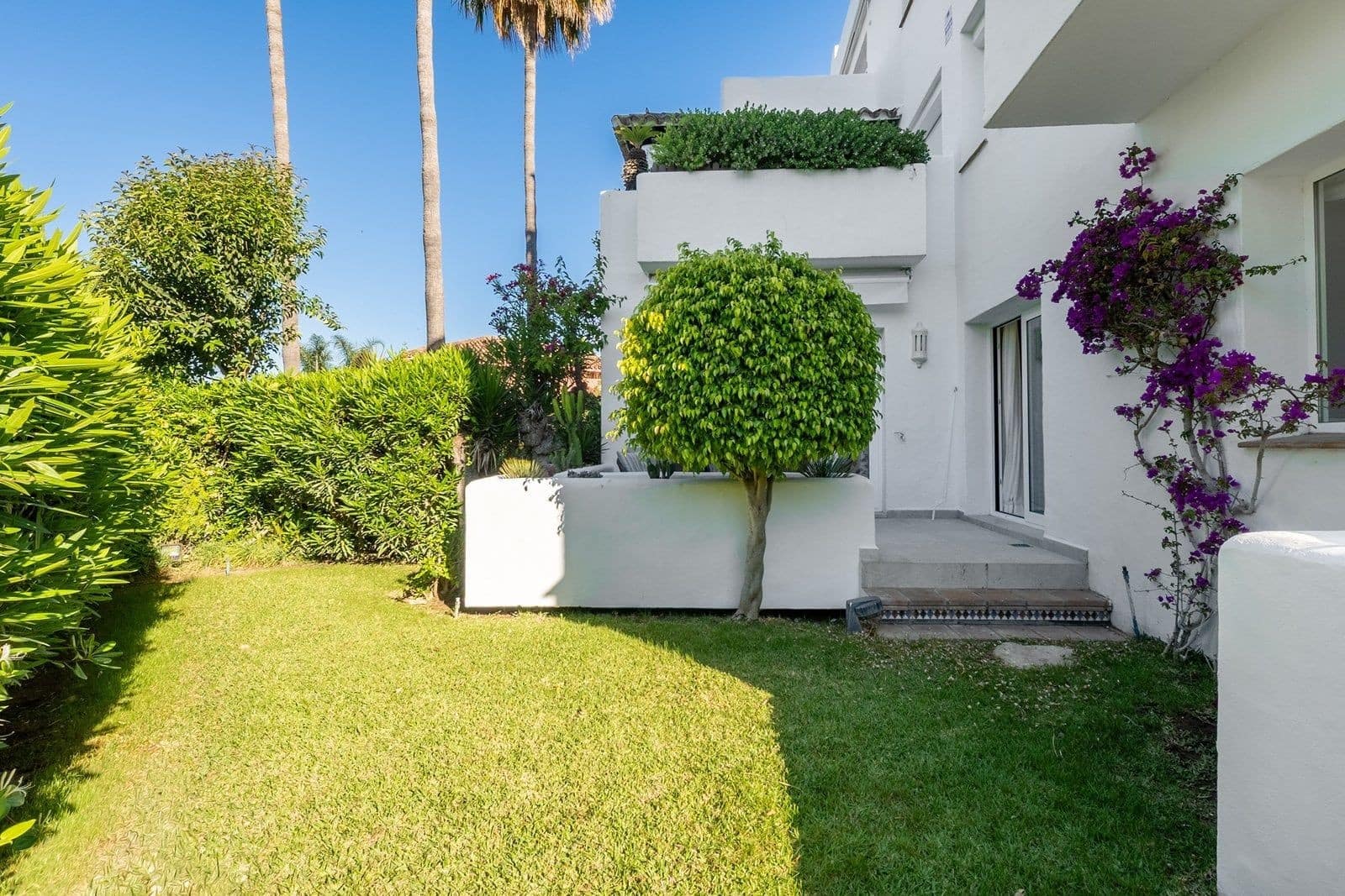 4 makuuhuone Huoneisto myytävänä paikassa Marbella mukana uima-altaan 
autotalli - 3 370 000 € (Ref: 9865011)