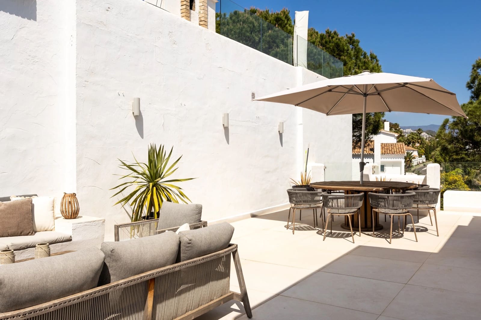 3 bedroom Apartment for sale in Marbella with pool garage - € 779,000 (Ref: 9865012)
