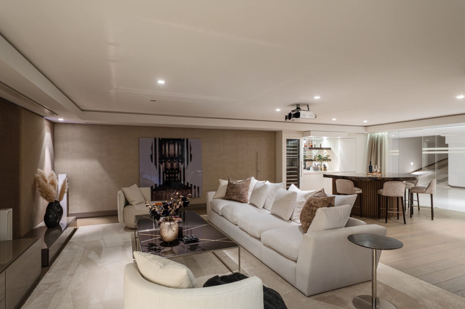 4 soveværelse Semi-Rækkehus til salg i Marbella med swimmingpool - € 10.900.000 (Ref: 9866808)