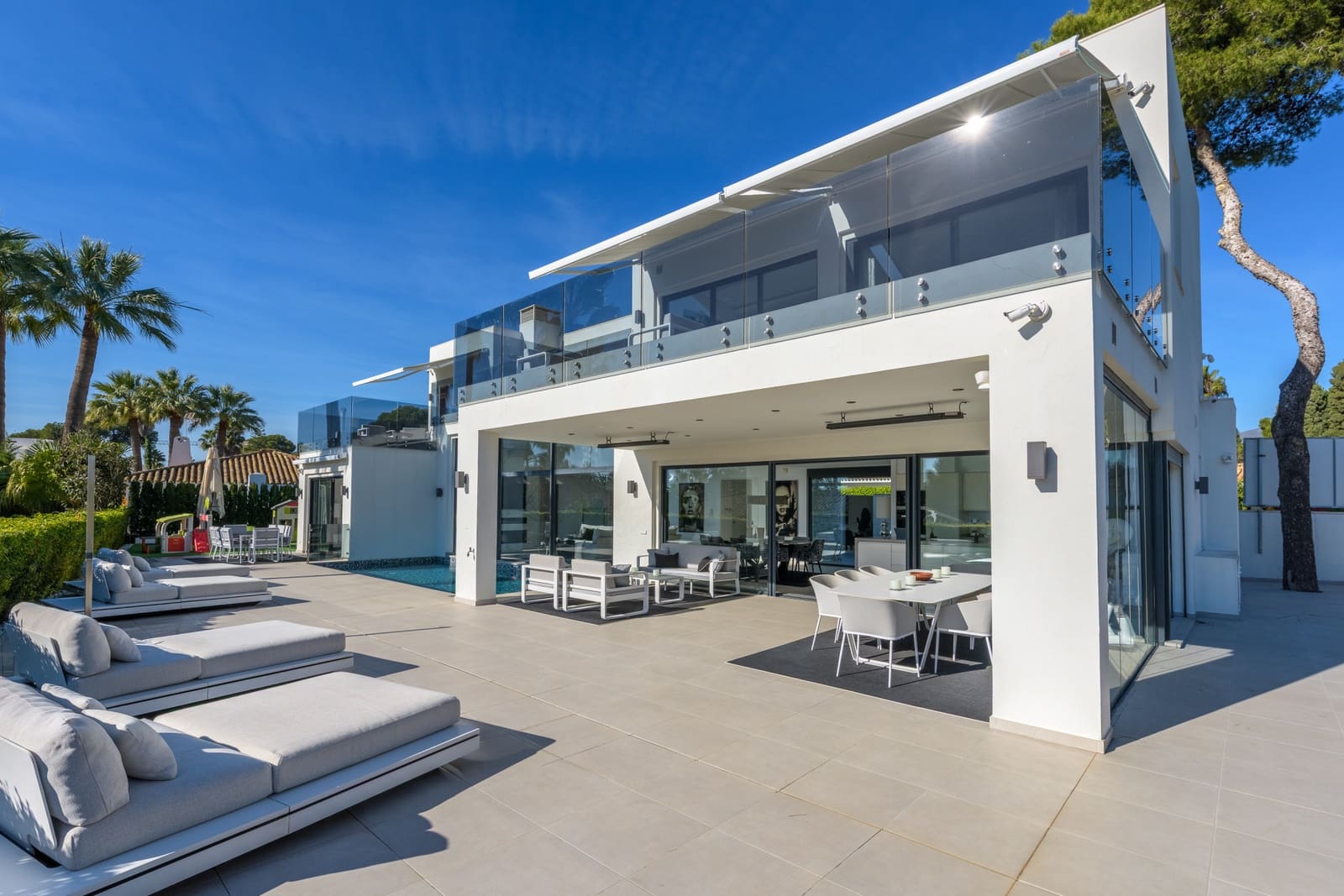 4 slaapkamer Villa te koop in Marbella met zwembad garage - € 4.950.000 (Ref: 9875919)