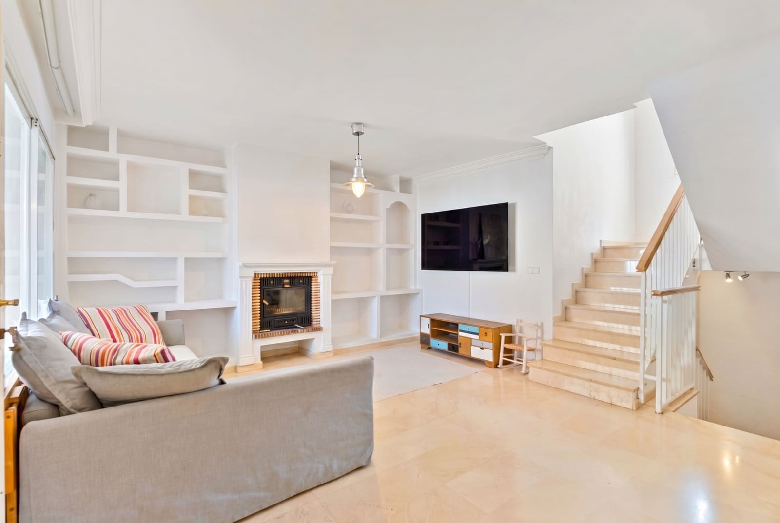 3 chambre Maison de Ville à vendre à Marbella avec piscine garage - 720 000 € (Ref: 9878229)