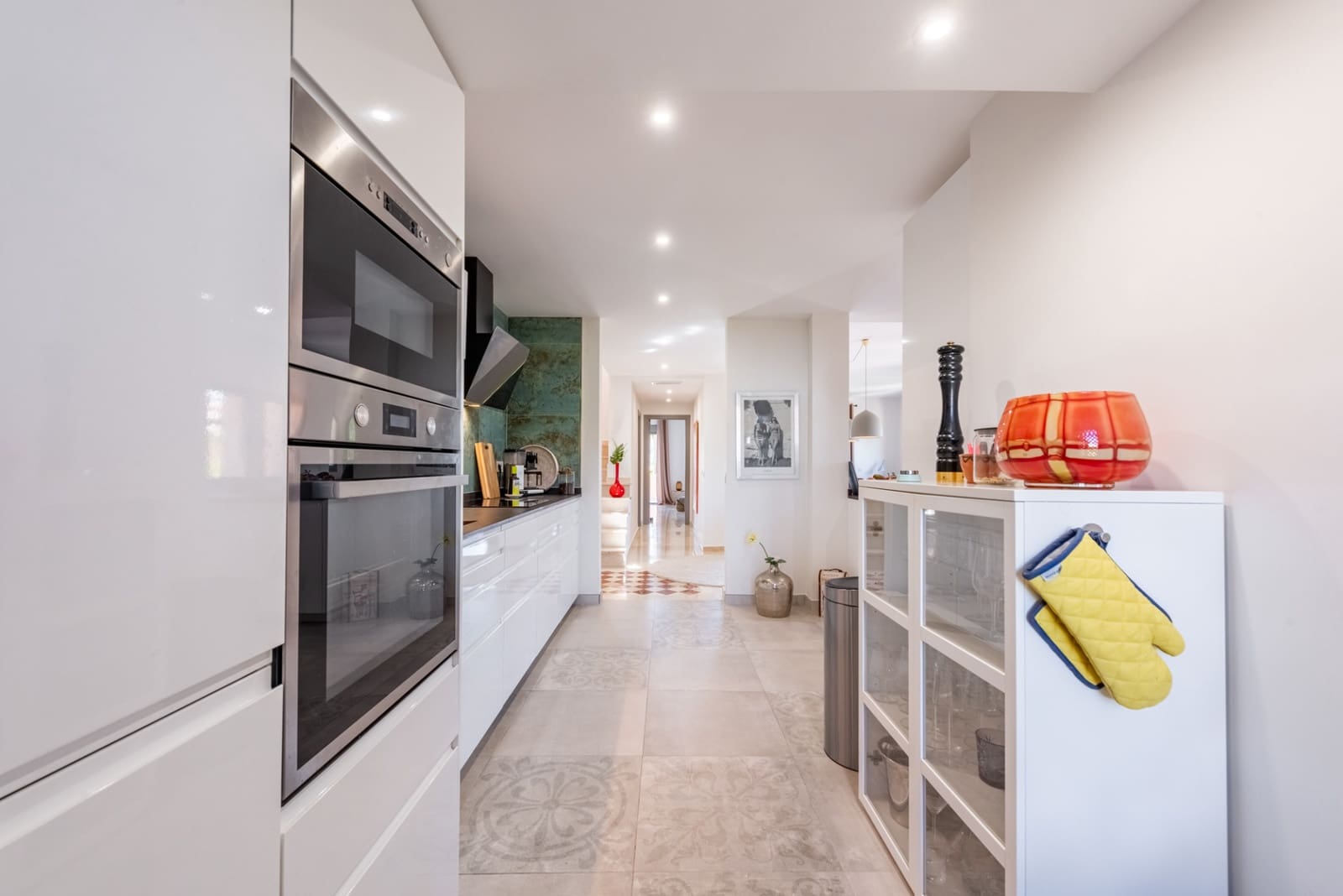 3 Zimmer Penthouse zu verkaufen in El Paraiso mit Pool Garage - 849.000 € (Ref: 9878230)