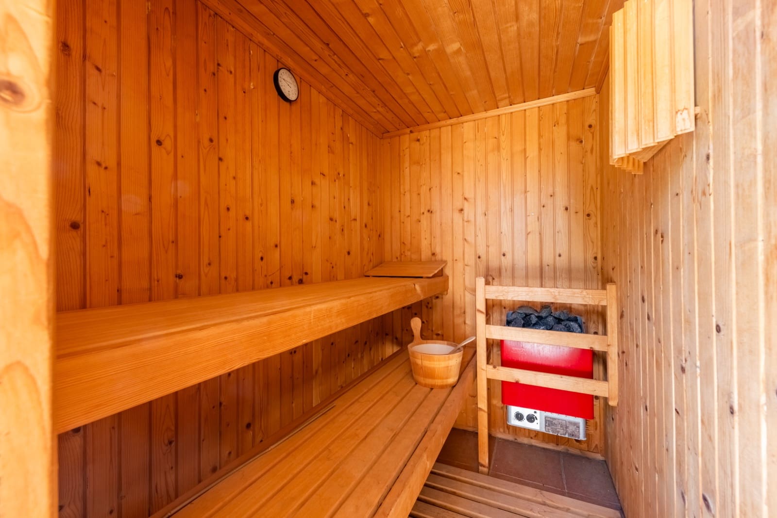 Ático de 3 habitaciones en El Paraiso en venta con piscina garaje - 849.000 € (Ref: 9878230)