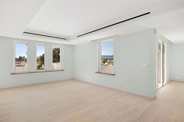 3 soveværelse Penthouse til salg i Marbella med swimmingpool garage - € 1.375.000 (Ref: 9878231)