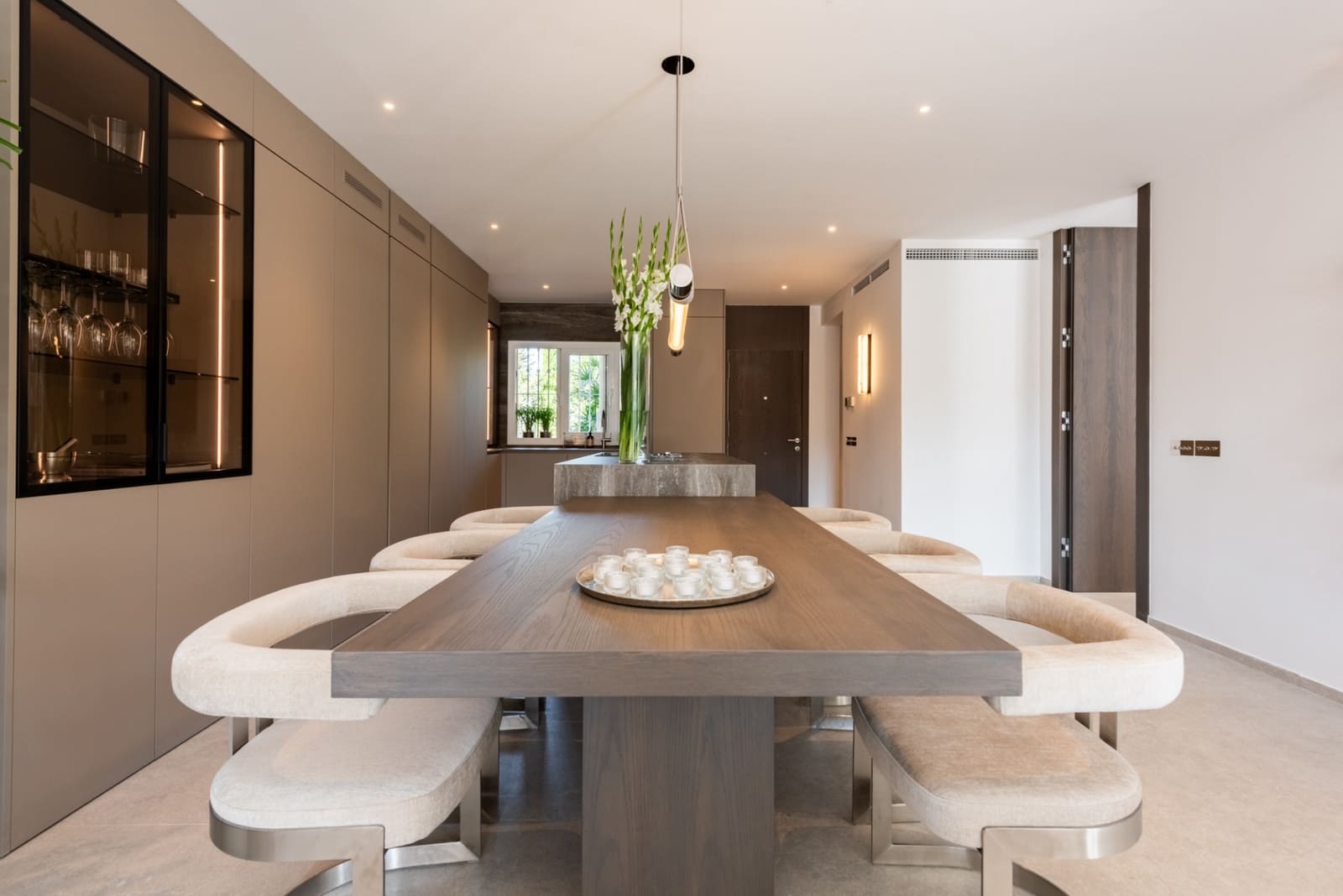 3 bedroom Penthouse for sale in Nueva Andalucia with pool garage - € 1,349,000 (Ref: 9880743)